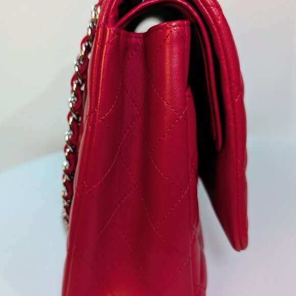 Chanel Rare 2013 17b Red Quilted Classic Jumbo Lambskin Double Flap Bag - Picture 10 of 16